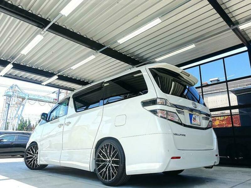 VELLFIRE