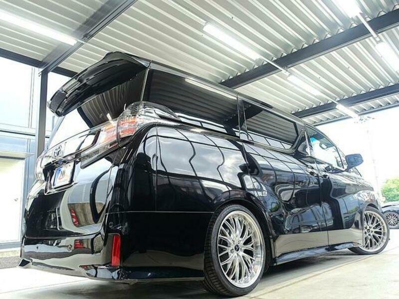 VELLFIRE