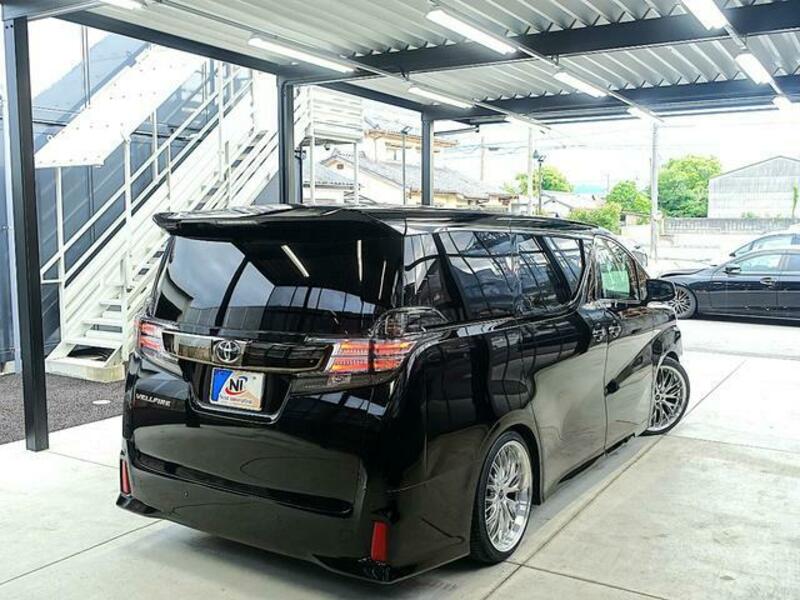 VELLFIRE