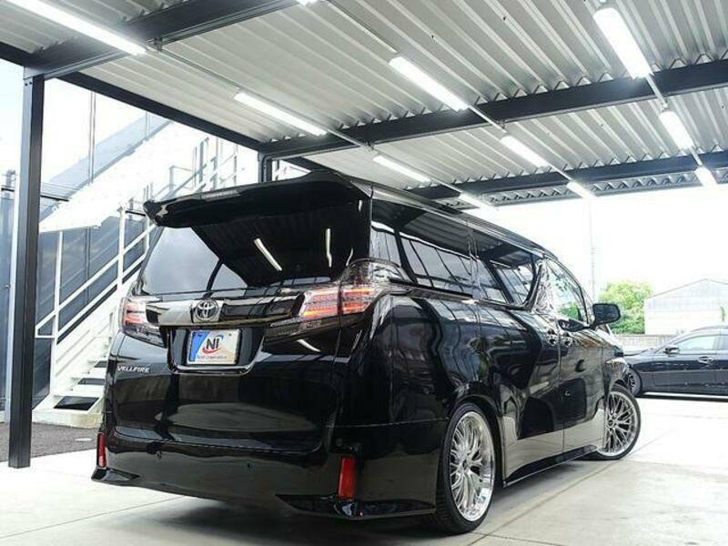 VELLFIRE