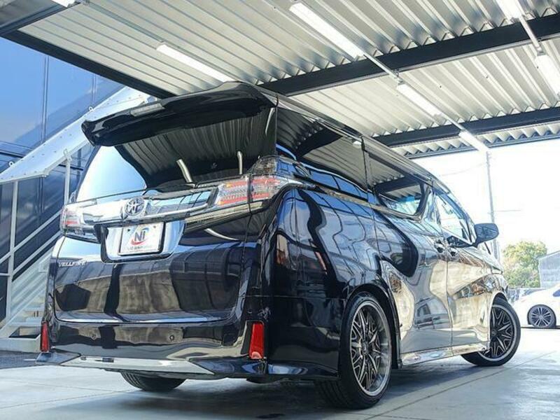 VELLFIRE