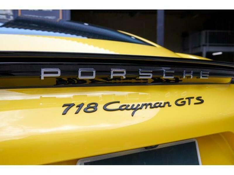 718 CAYMAN