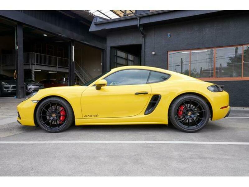 718 CAYMAN