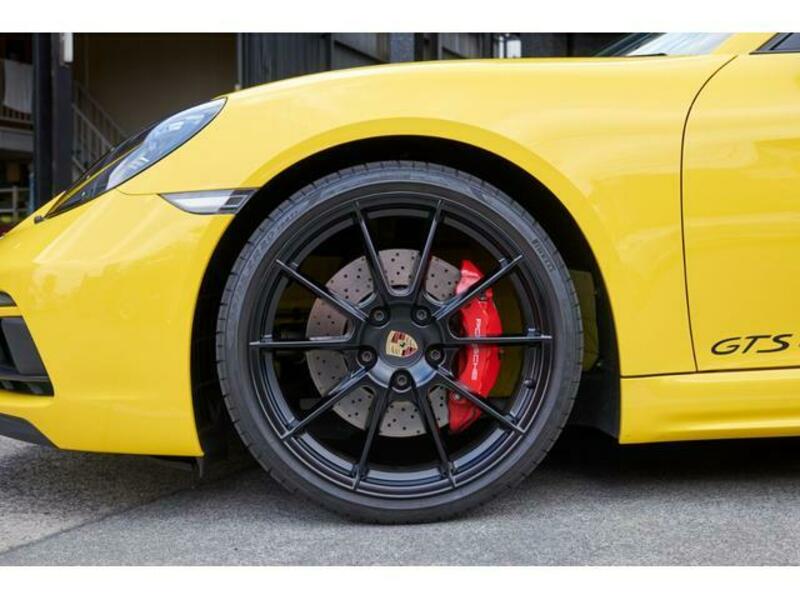 718 CAYMAN
