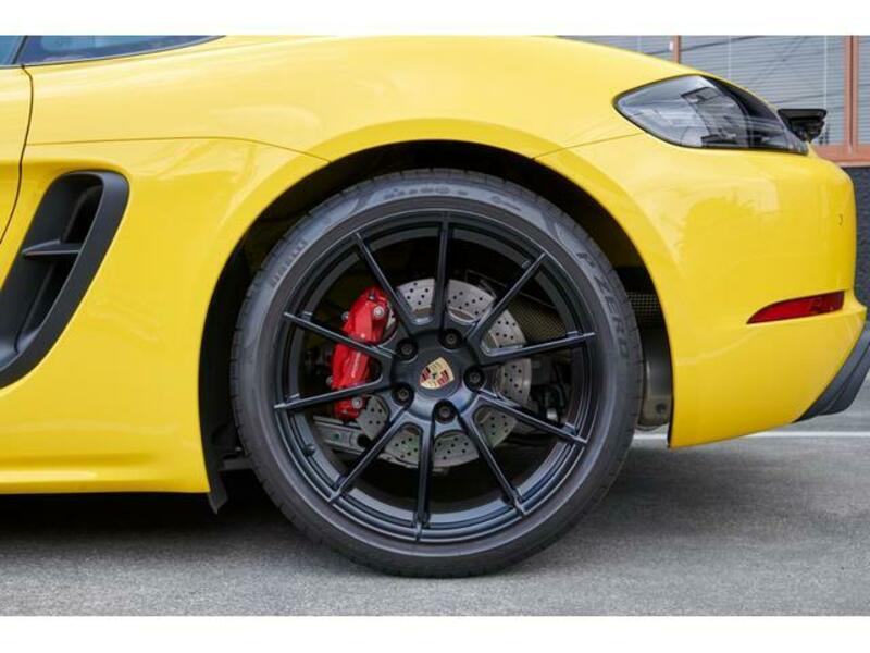 718 CAYMAN