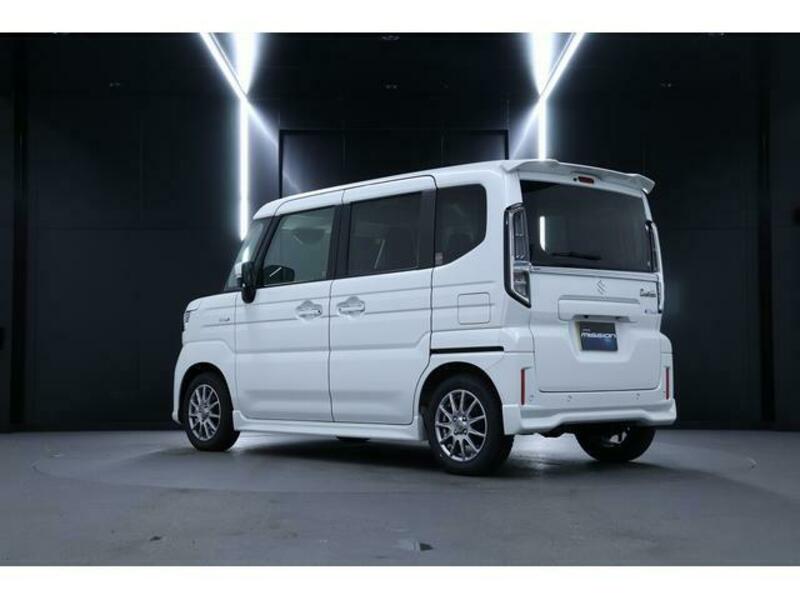 SPACIA CUSTOM