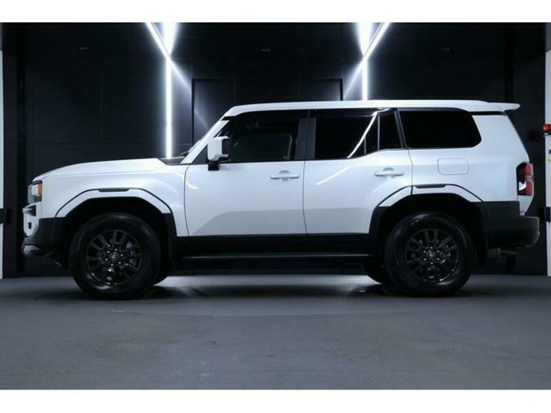 LAND CRUISER 250
