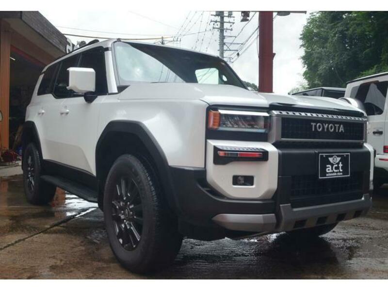 LAND CRUISER 250