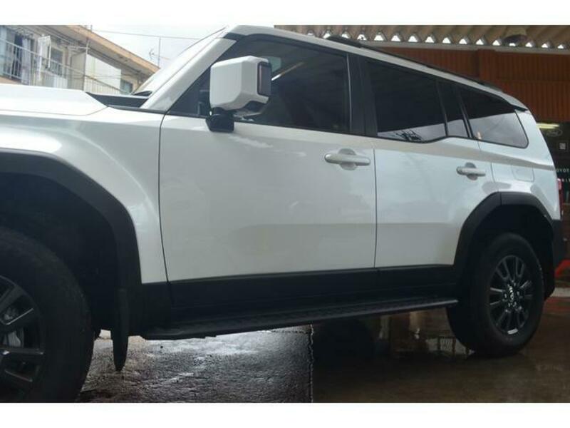 LAND CRUISER 250