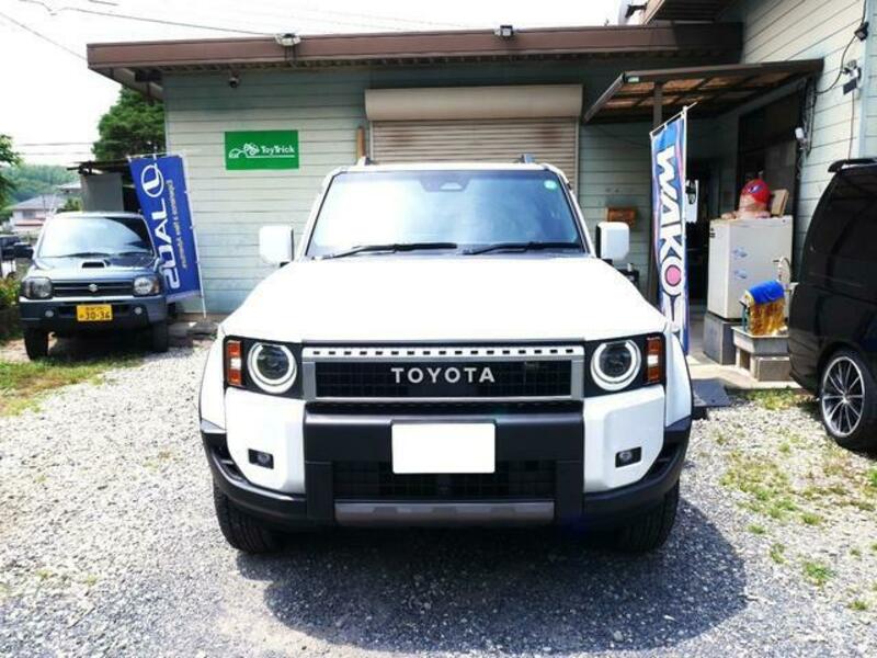 LAND CRUISER 250
