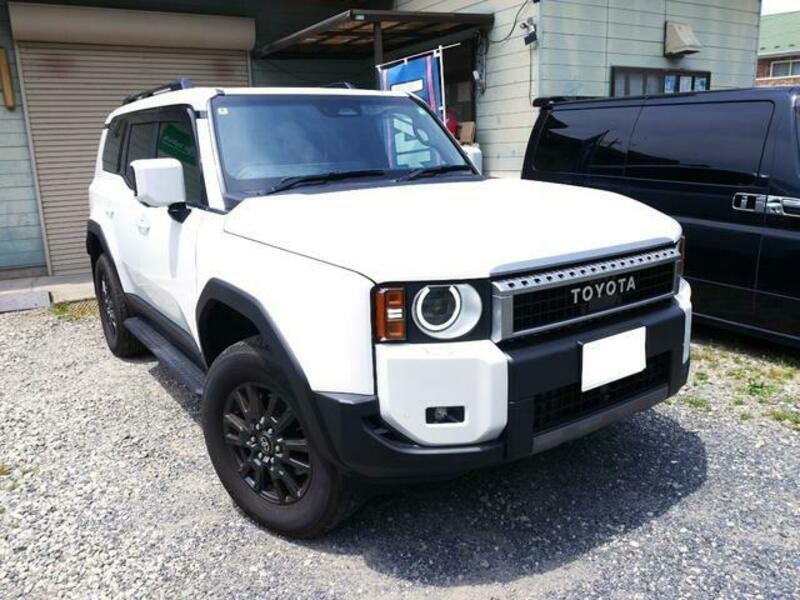 LAND CRUISER 250