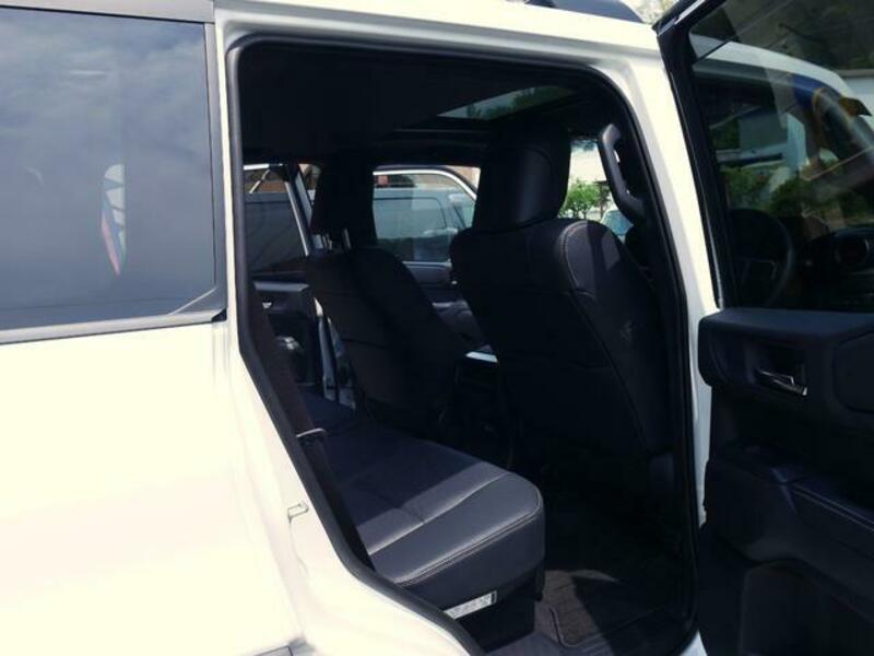 LAND CRUISER 250