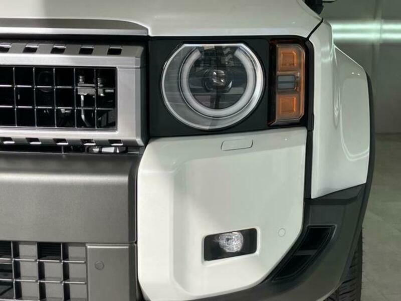 LAND CRUISER 250