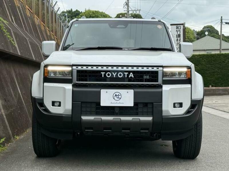 LAND CRUISER 250