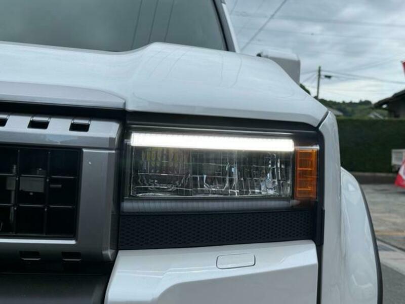 LAND CRUISER 250