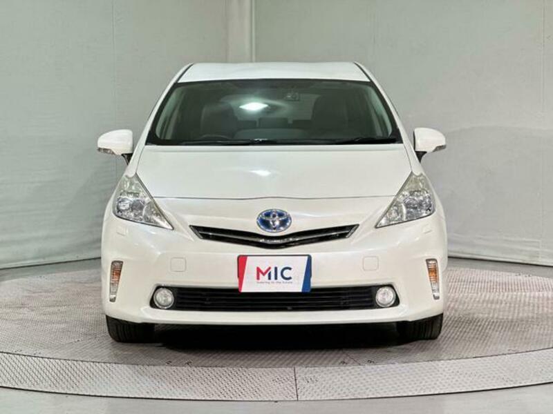 PRIUS ALPHA