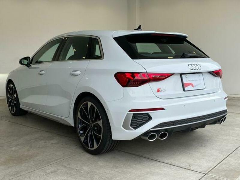 S3