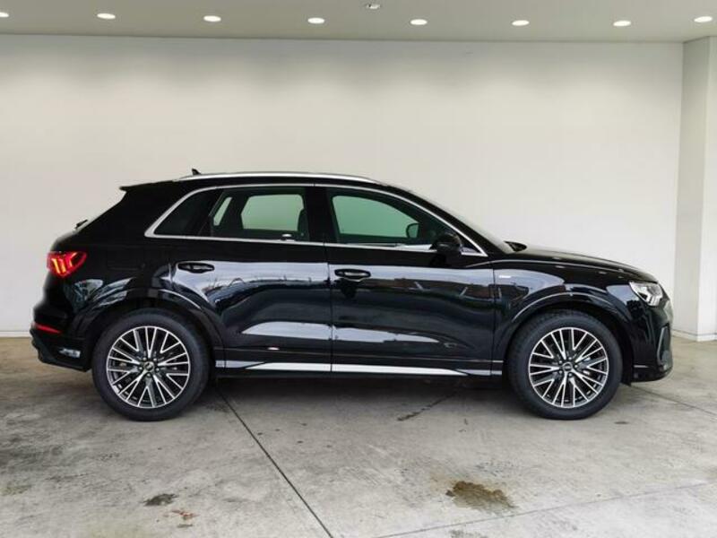 Q3