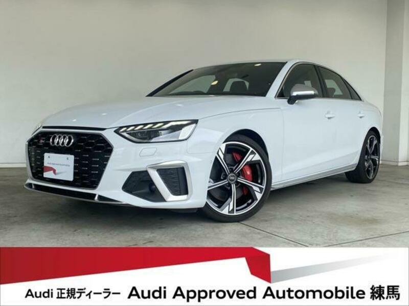 AUDI S4