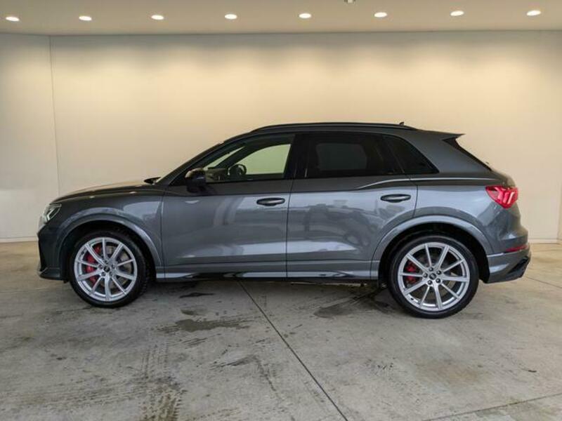 RS Q3