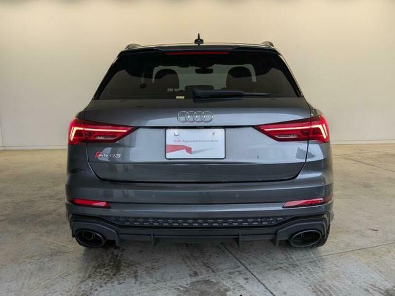 RS Q3