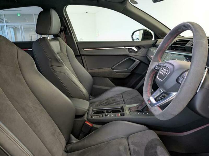 RS Q3