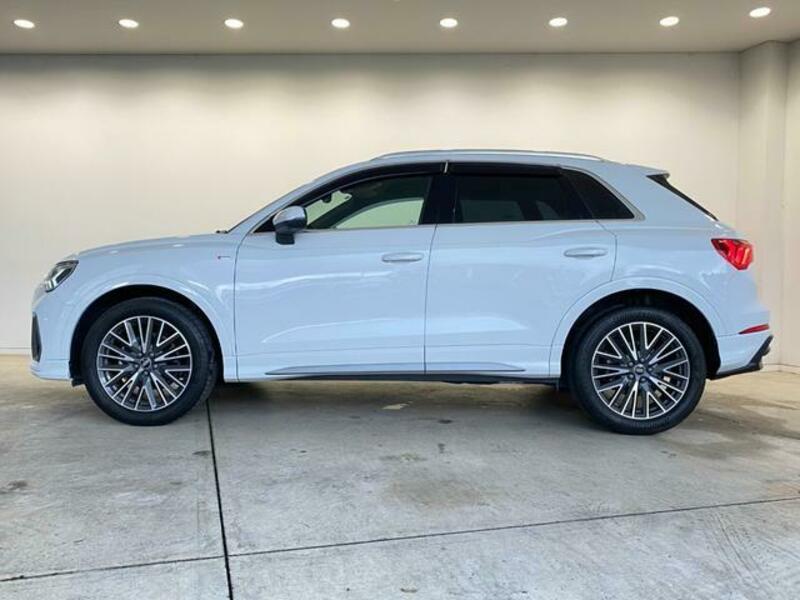 Q3
