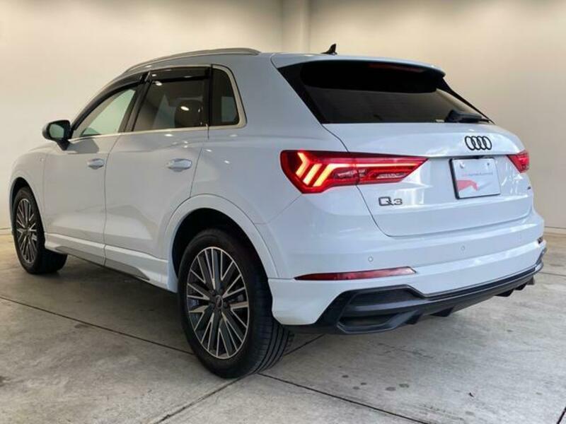 Q3
