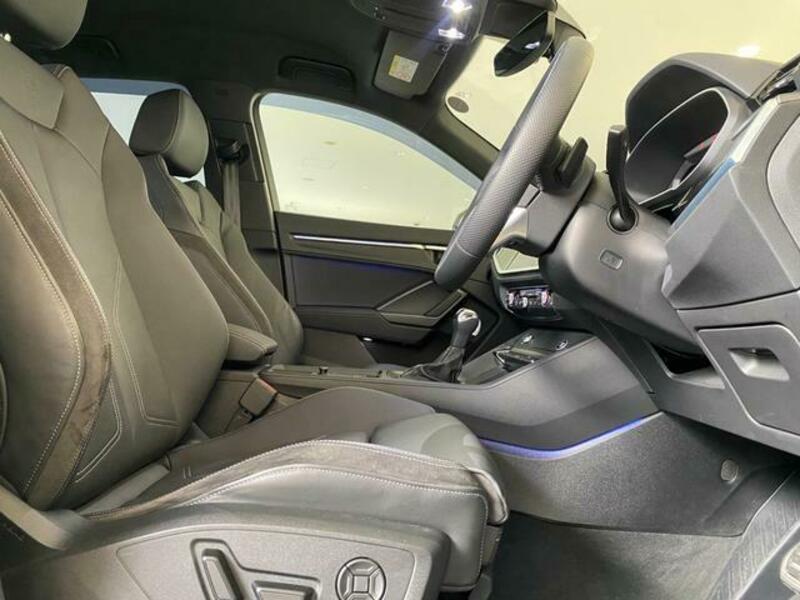 Q3