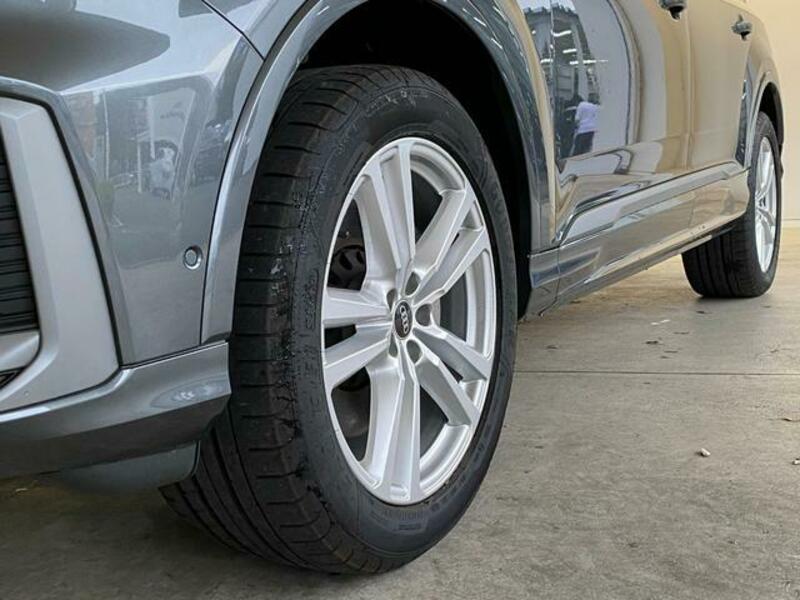 Q7