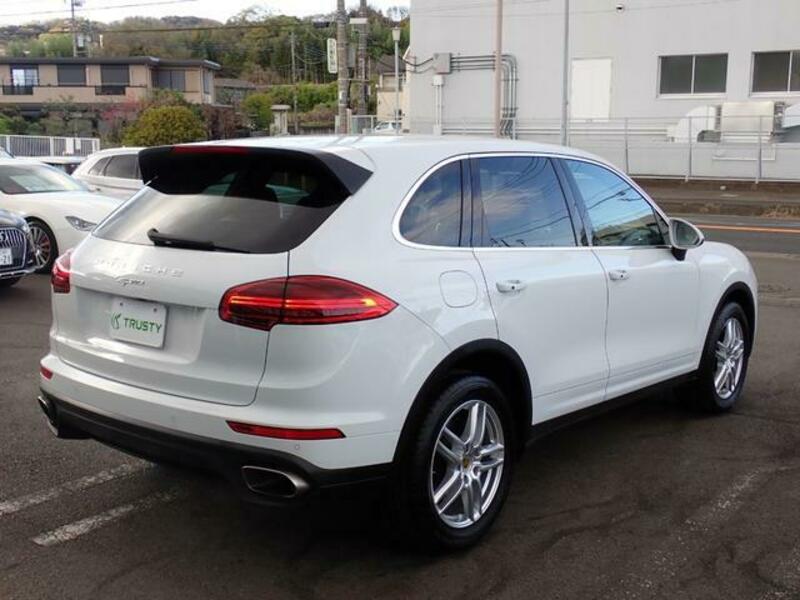 CAYENNE