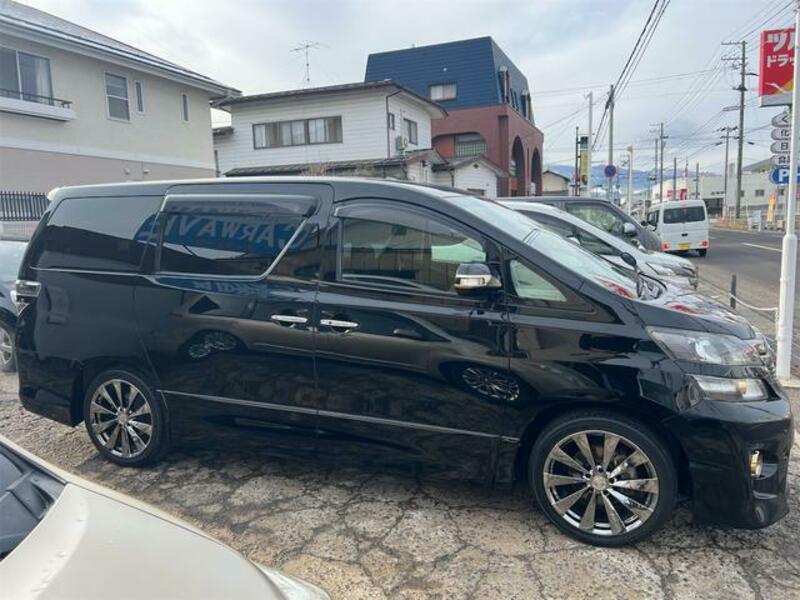 VELLFIRE