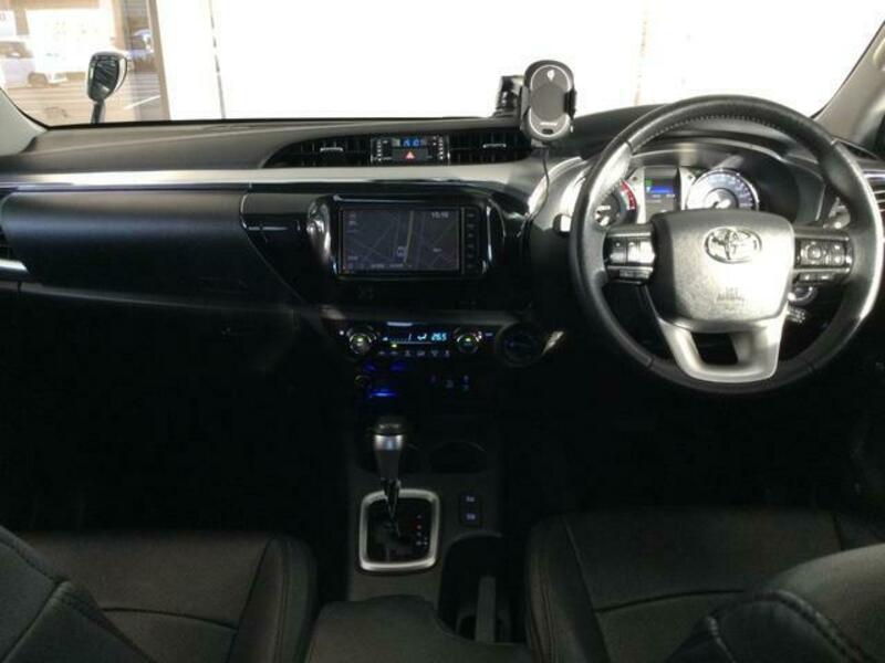 HILUX