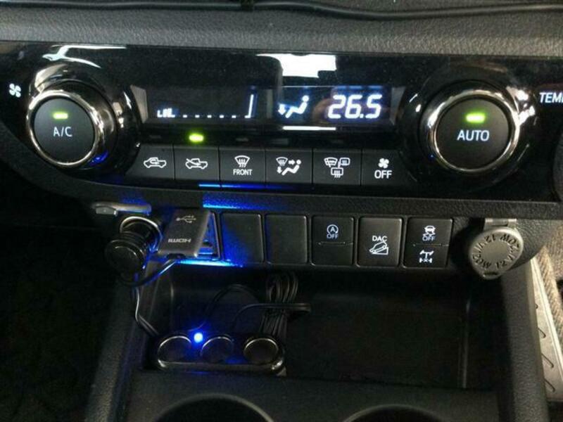 HILUX