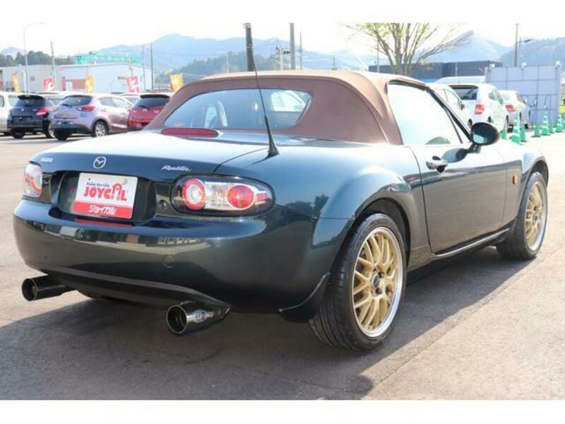 ROADSTER