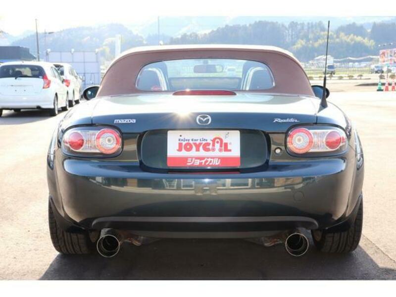 ROADSTER
