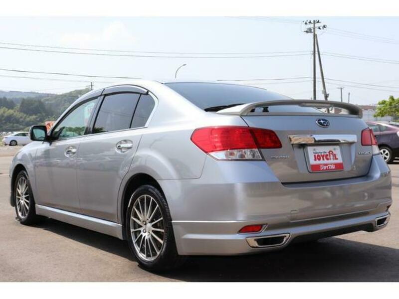 LEGACY B4
