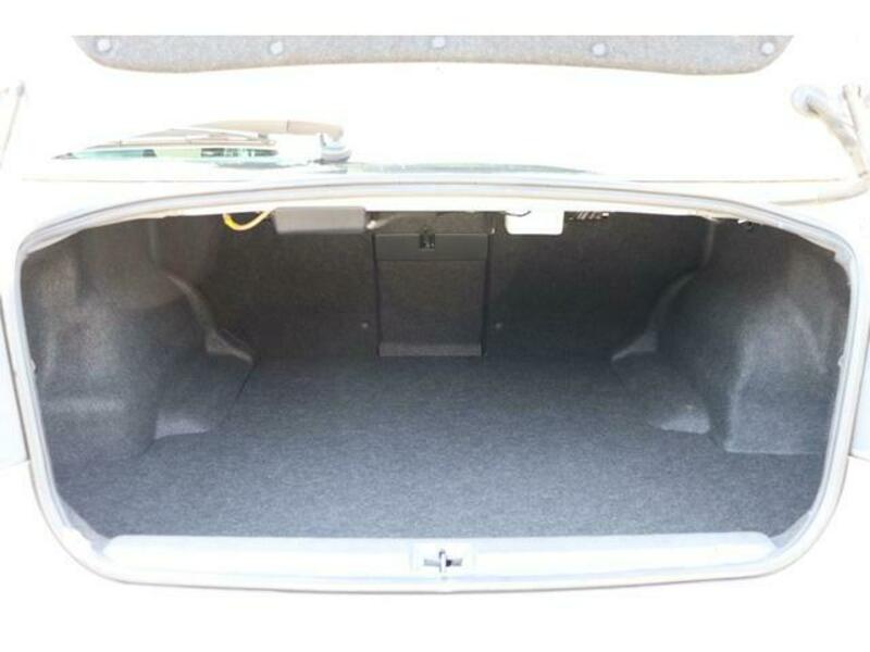 LEGACY B4