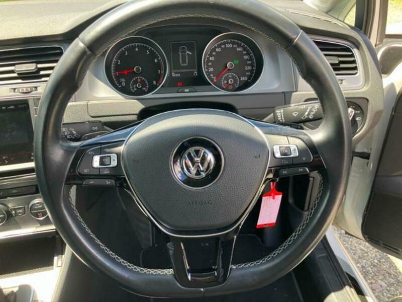 GOLF VARIANT
