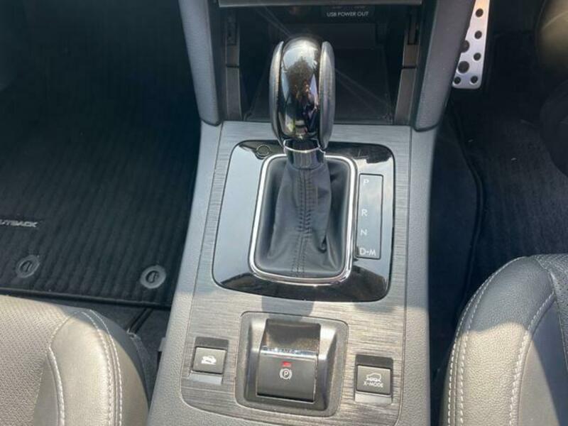 LEGACY OUTBACK
