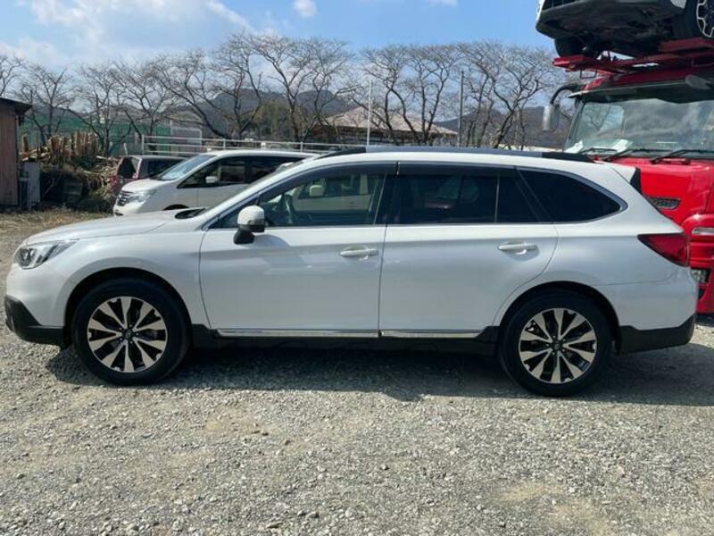 LEGACY OUTBACK