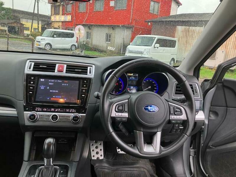 LEGACY OUTBACK