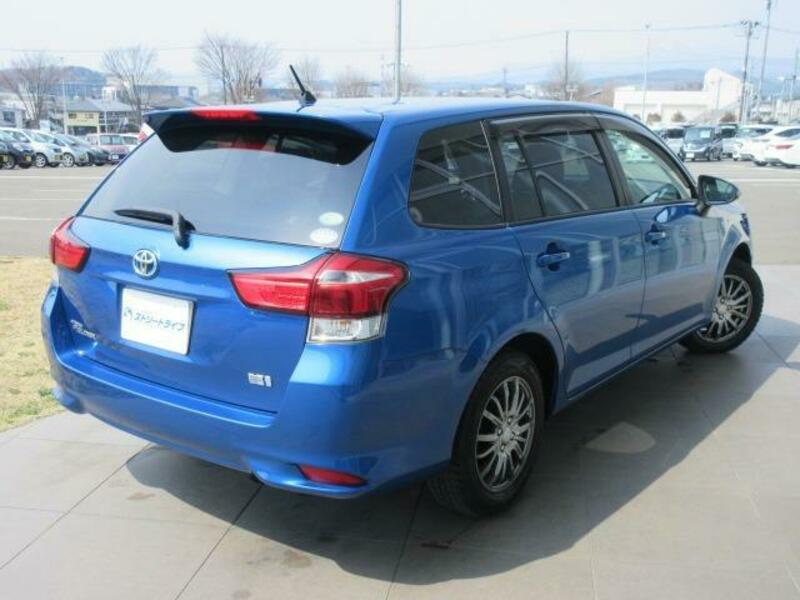 COROLLA FIELDER