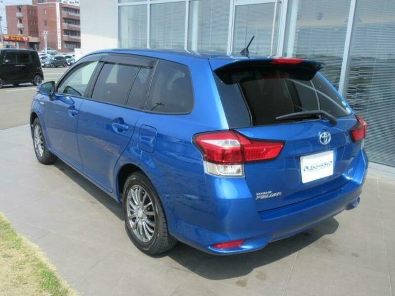 COROLLA FIELDER