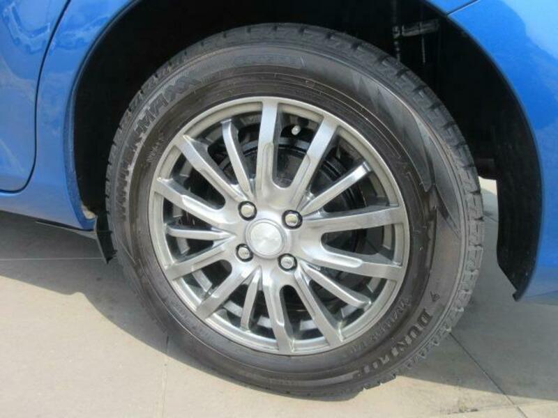 COROLLA FIELDER