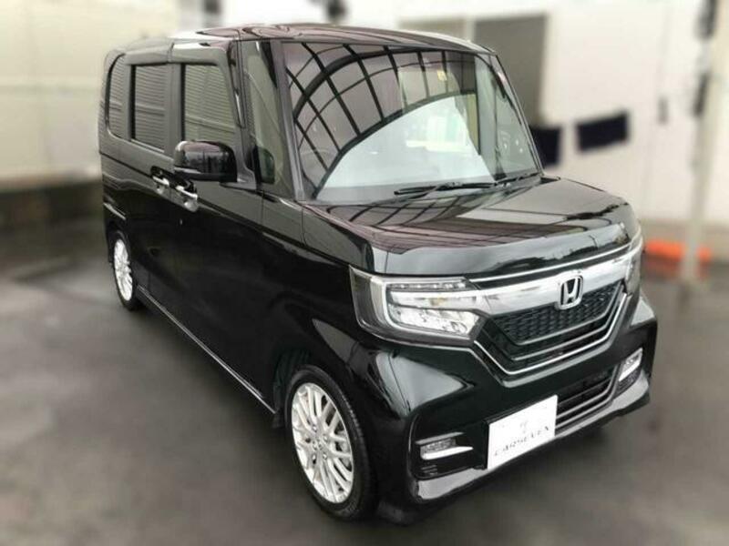N BOX CUSTOM