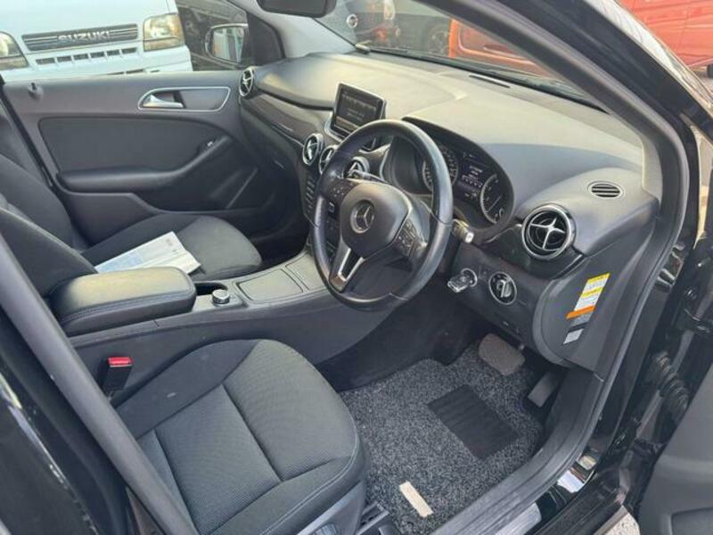 B-CLASS