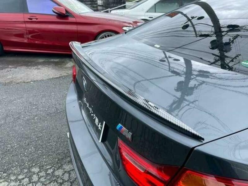 4 SERIES