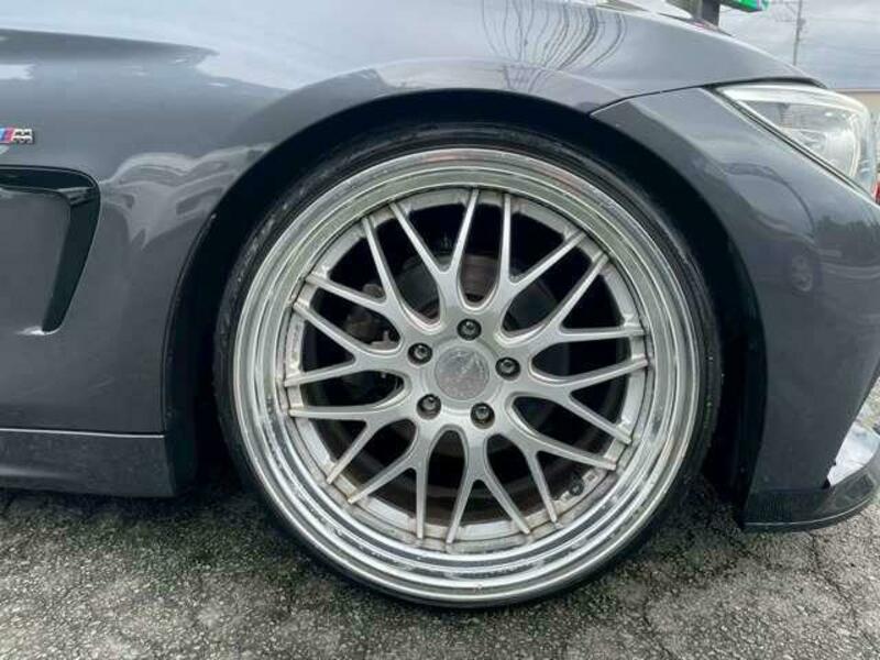 4 SERIES