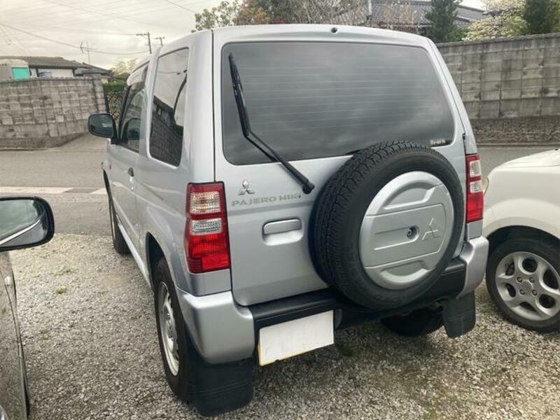 PAJERO MINI